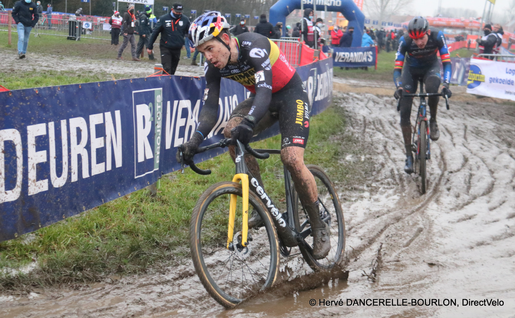 Wout van Aert: “Ik trapte op het gas” – Nieuws